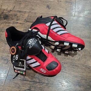 🔥 NWT Acacia men's cleats sz 9.5 new